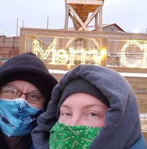 Meet your Posher, Chrissy